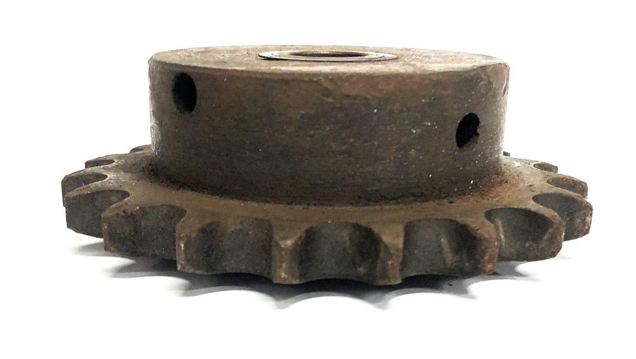 Browning 19 Tooth Roller Chain Sprocket With 3/4IN Bore Bearing 6019X1-1/8 USED