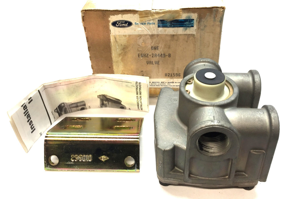 Bendix/Ford Motor Company Air Relay Valve E6HZ-2A449-B (T-294866-C) NOS
