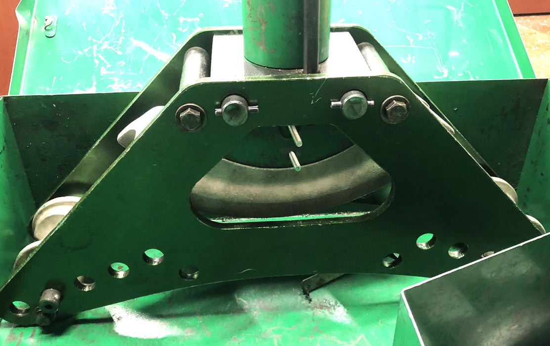 Greenlee 1/2 Thru 2 Inch One Shot Hydraulic Bender 880 USED