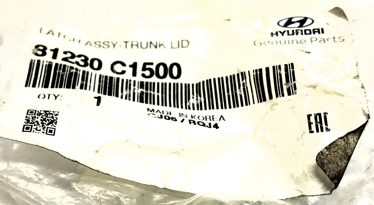 Hyundai Trunk Lid Latch Assembly 81230 C1500 NOS