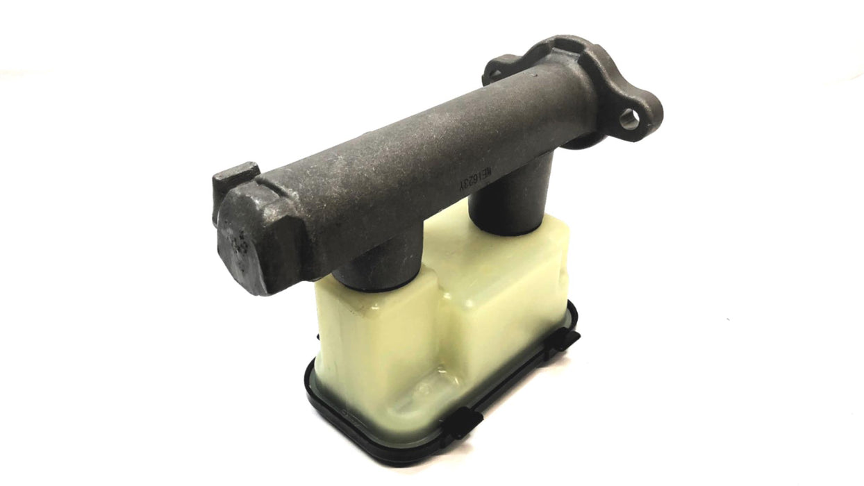 Carquest Wearever Brake Master Cylinder MCA390257 NOS