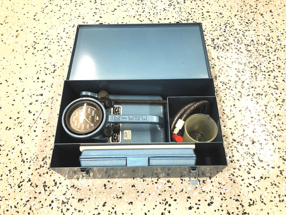 Kiene Fuel Injector Nozzle Tester Kit MIL-8641 (DT-1300/4910-00-255-8641) NOS