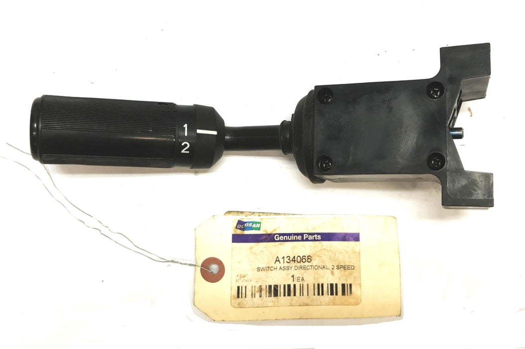 Doosan Forward-Reverse Gear Switch Assembly A134068 NOS