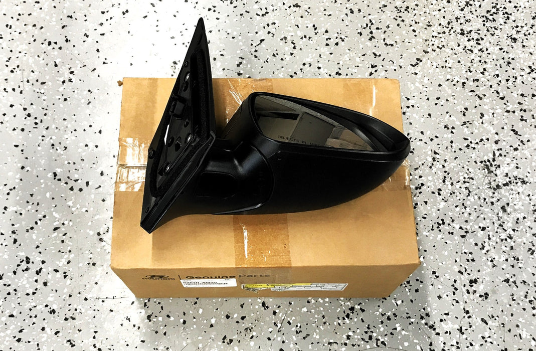 Hyundai Outside Right Door Mirror 87620 J0030 (87620J0030) NOS