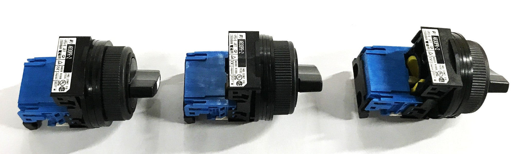 Fuji 2-Position Selector Switch AR30PR-2 [Lot of 3] NOS