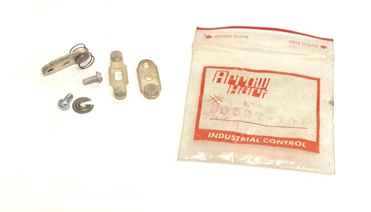 Arrow-Hart Contact Set 38527-301 NOS