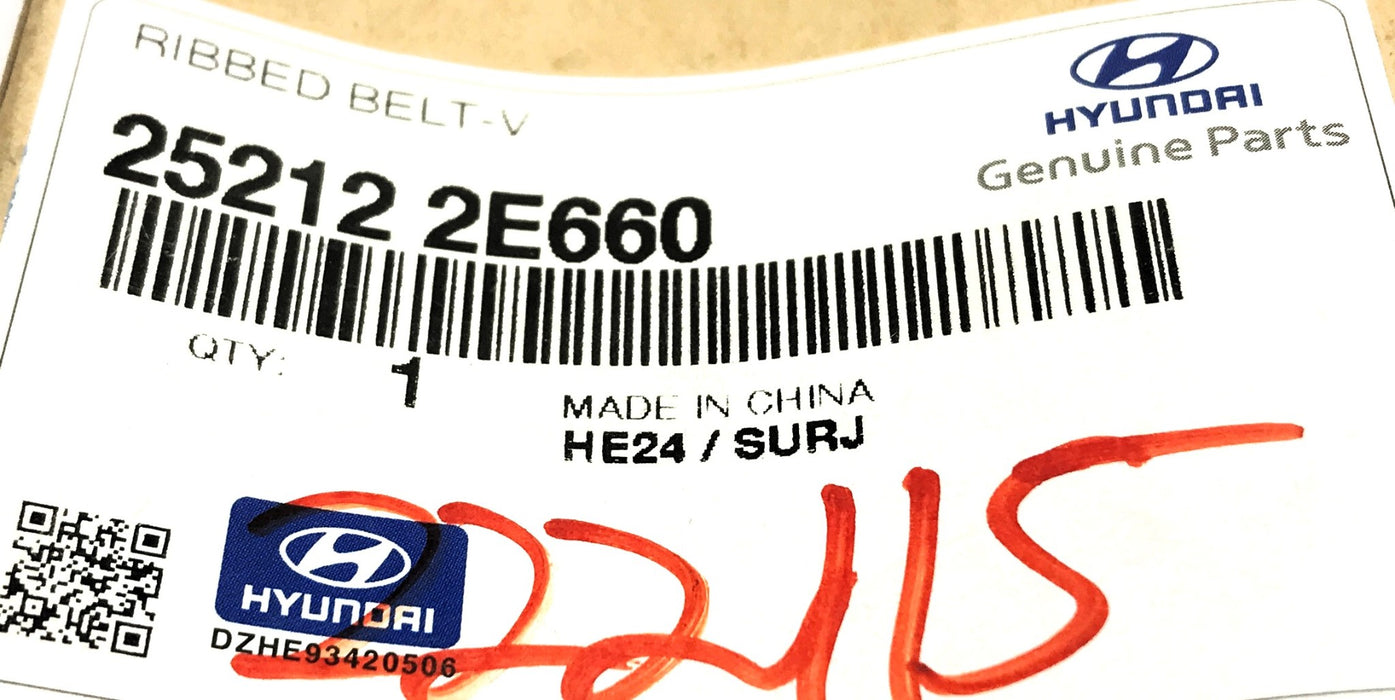 Hyundai Serpentine V-Belt 25212 2E660 (252122E660) NOS