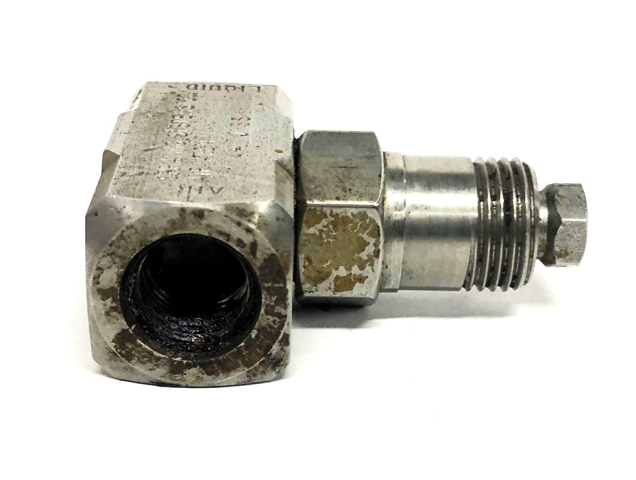 Spraying Systems Air Atom Pneumatic Accessory With Nozzle Fitting 1/4-JSS USED
