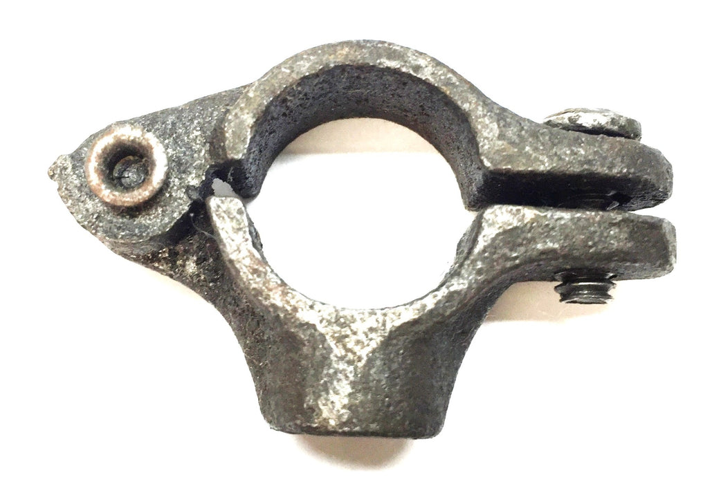 Unbranded 3/8" Split-Ring Pipe Hanger [Lot of 4] NOS