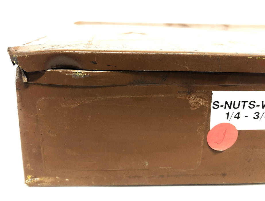Unbranded Metal Tool Case With Dividers 18-1/8x12-1/8x3 Inch USED