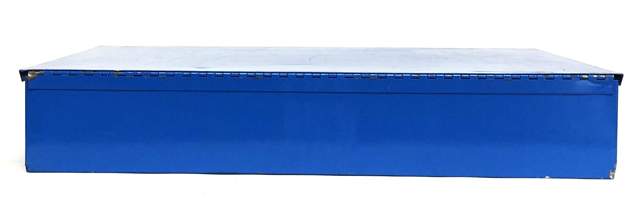 Durham Manufacturing Latching Metal Tool Case With Dividers 18x12x3 Inch USED