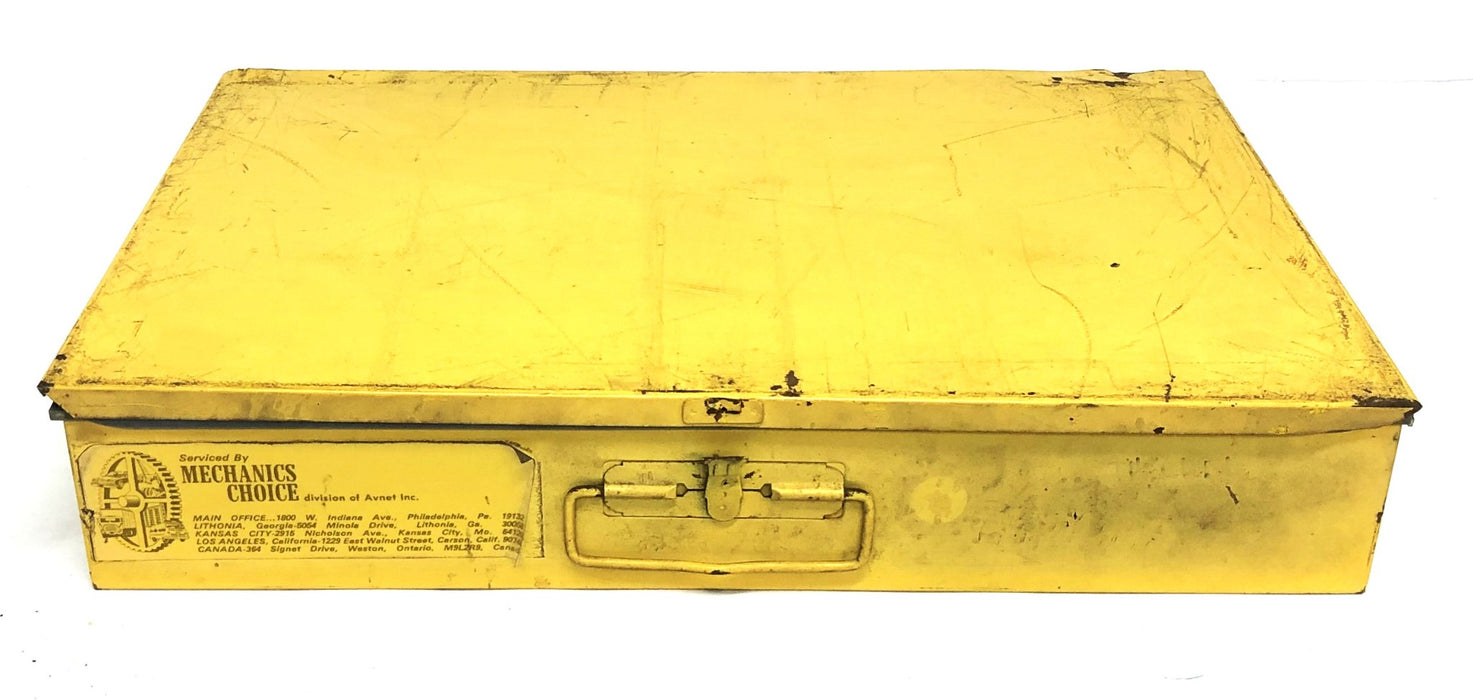 Mechanic's Choice Metal Tool Case With Dividers Broken Latch 18x12x3 Inch USED