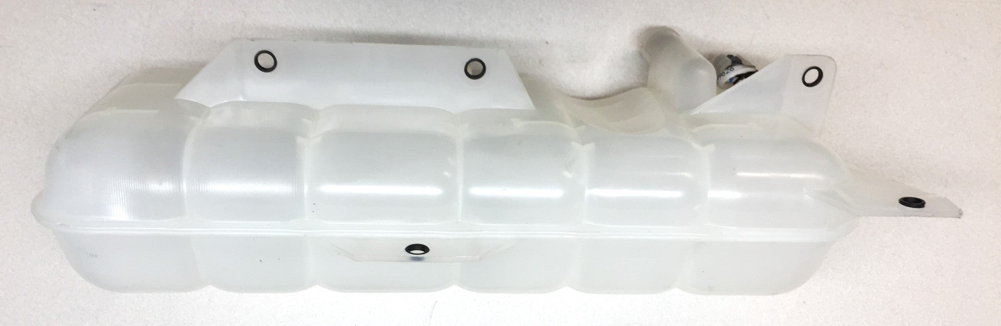 Volvo Coolant Expansion Tank Reservoir 1674916 NOS