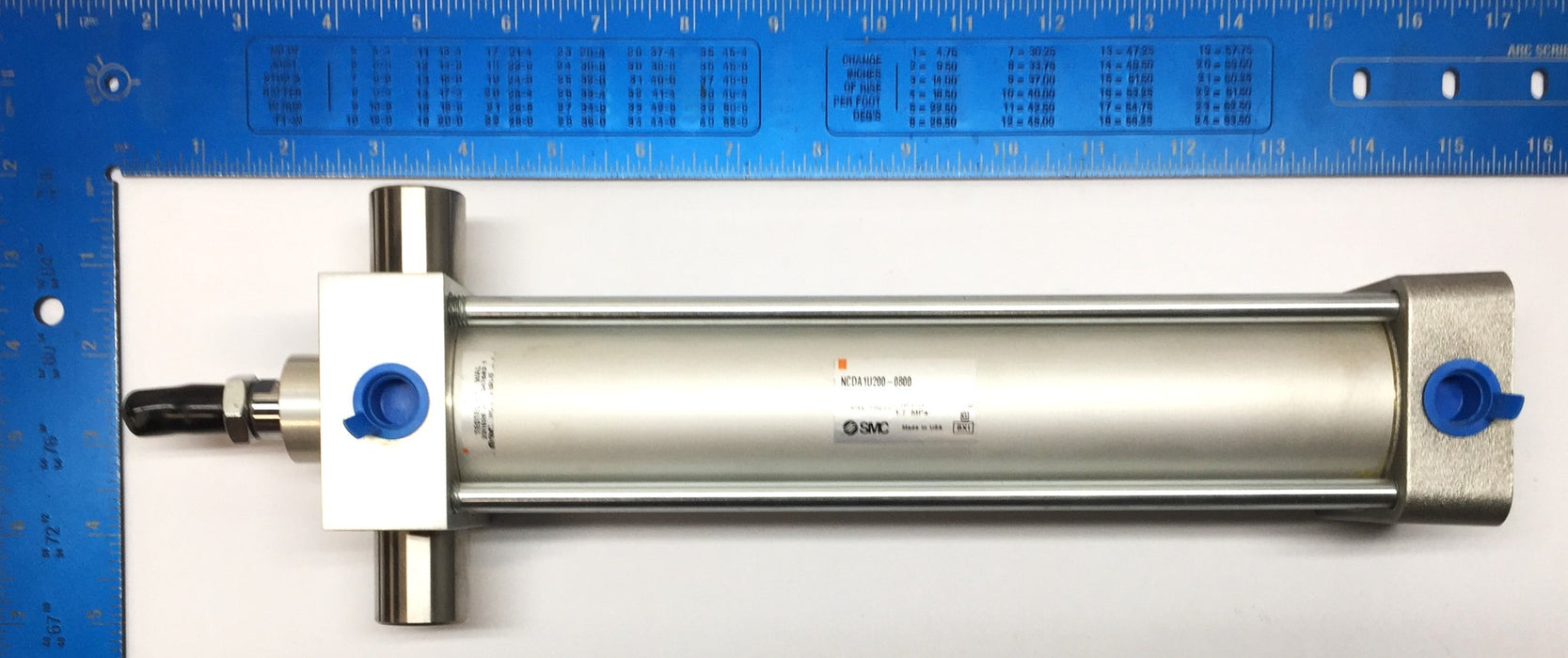 SMC 250 psi/1.7 Mpa Pneumatic Cylinder NCDA1U200-0800 NOS