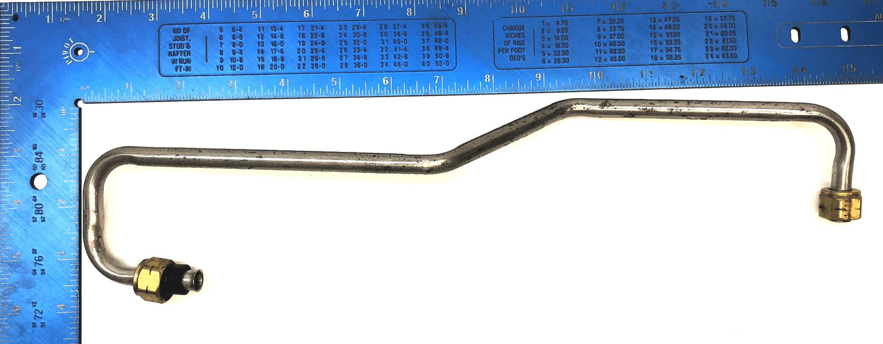 International Fuel Transfer Pump Tube 1825521C93 NOS