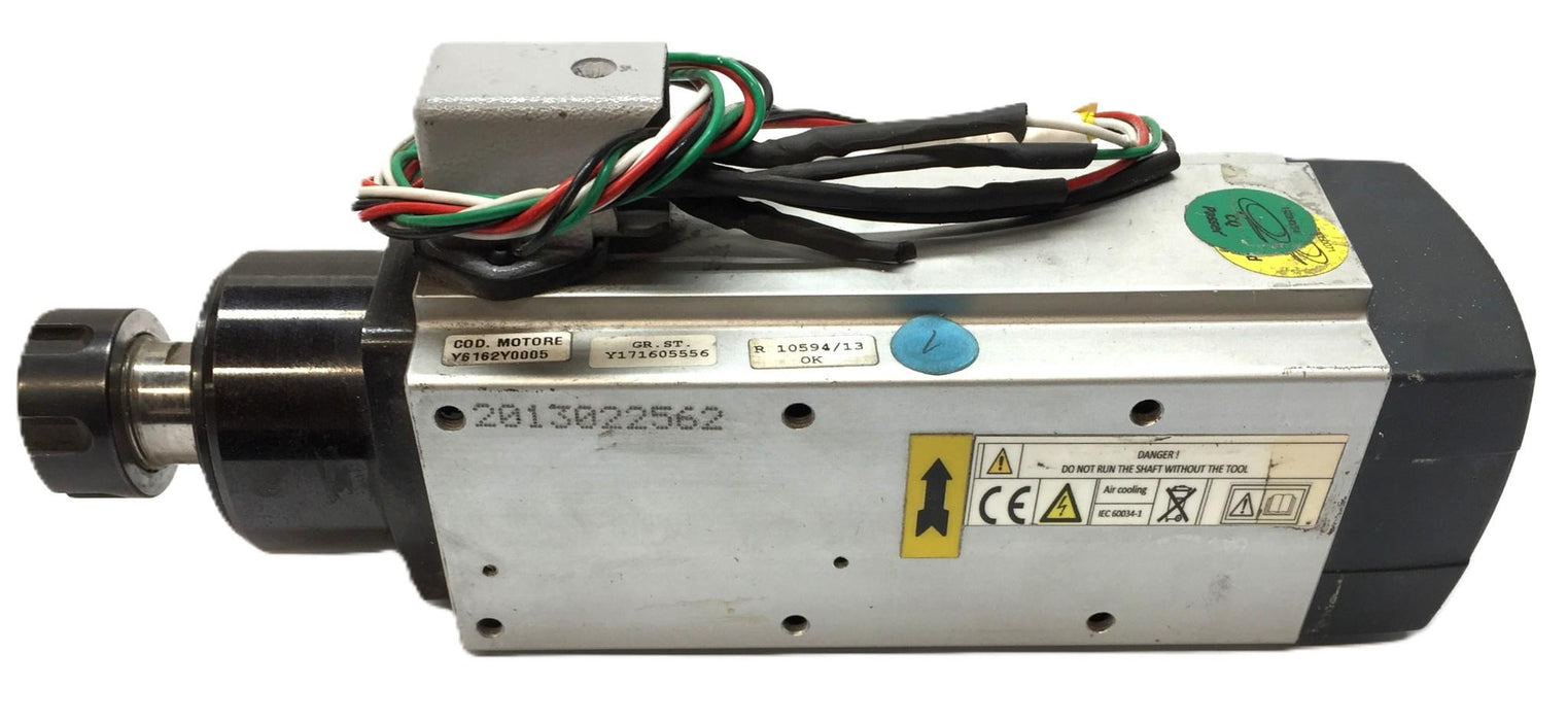 Unbranded Servo Motor with Wire Connector Y6162Y0005 USED