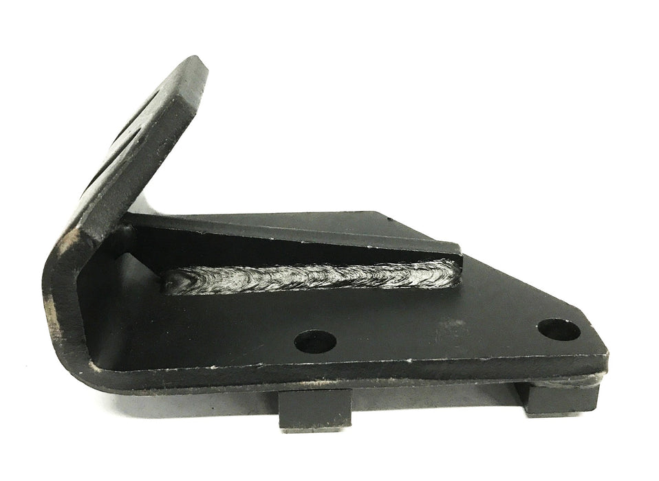 Doosan Forklift RH Bracket A221472 NOS
