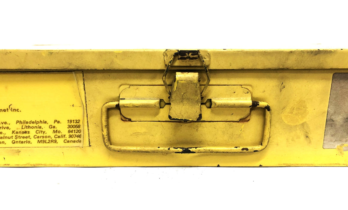 Mechanic's Choice Metal Tool Case With Plastic Dividers 18x12x3 Inch USED