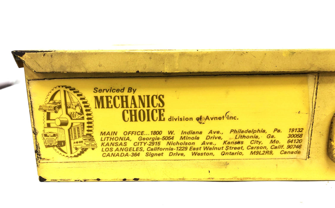 Mechanic's Choice Metal Tool Case With Plastic Dividers 18x12x3 Inch USED