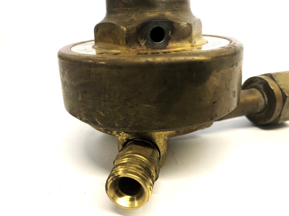 Harris CGA E-4 Regulator Gauge Model 425-125 NOS