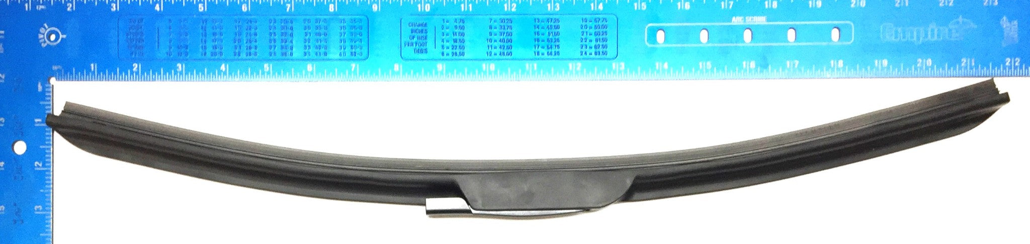 General Motors/GM Wiper Blade Assembly 15941731 NOS