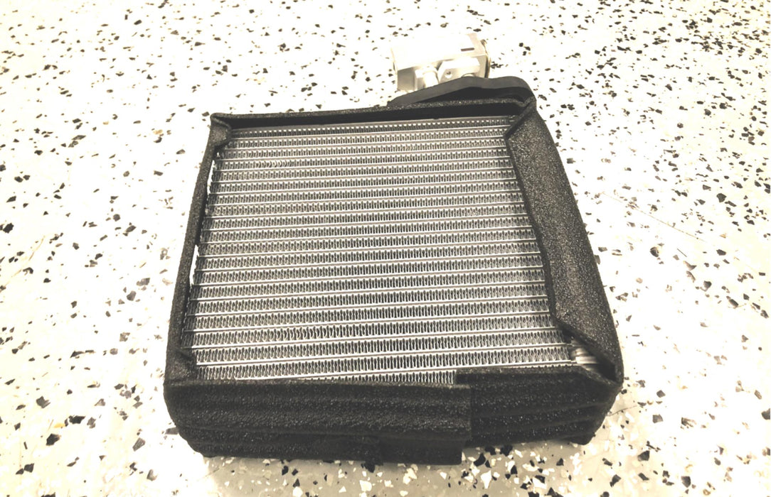 Valeo M2 HVAC Evaporator Core T1001320J NOS