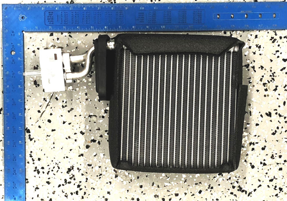 Valeo M2 HVAC Evaporator Core T1001320J NOS
