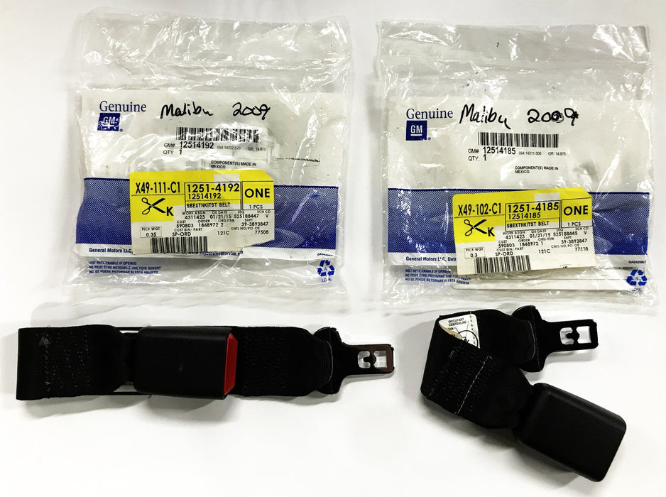 GM OEM Seat Belt Extensions for 2009 Chevy Malibu 12514192 and 12514185 NOS
