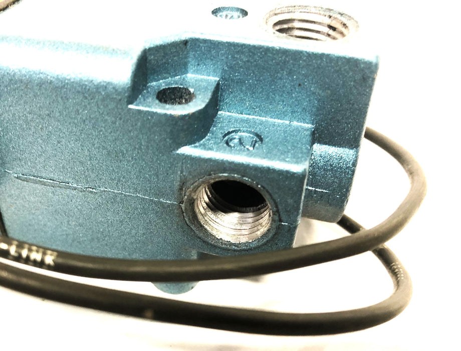 MAC 150PSI 24VDC Directional Solenoid Valve 225B-111C NOS