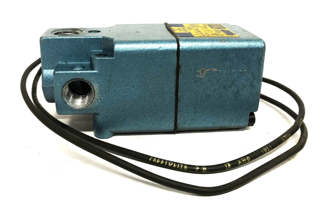 MAC 150PSI 24VDC Directional Solenoid Valve 225B-111C NOS