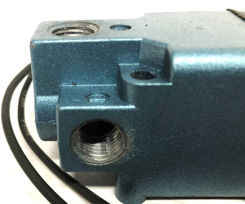 MAC 150PSI 24VDC Directional Solenoid Valve 225B-111C NOS