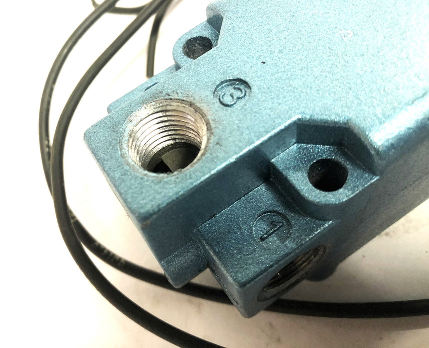 MAC 150PSI 24VDC Directional Solenoid Valve 225B-111C NOS