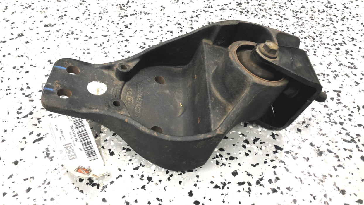 International Left Support For CS/CE MRD Cab 3574670C92 NOS