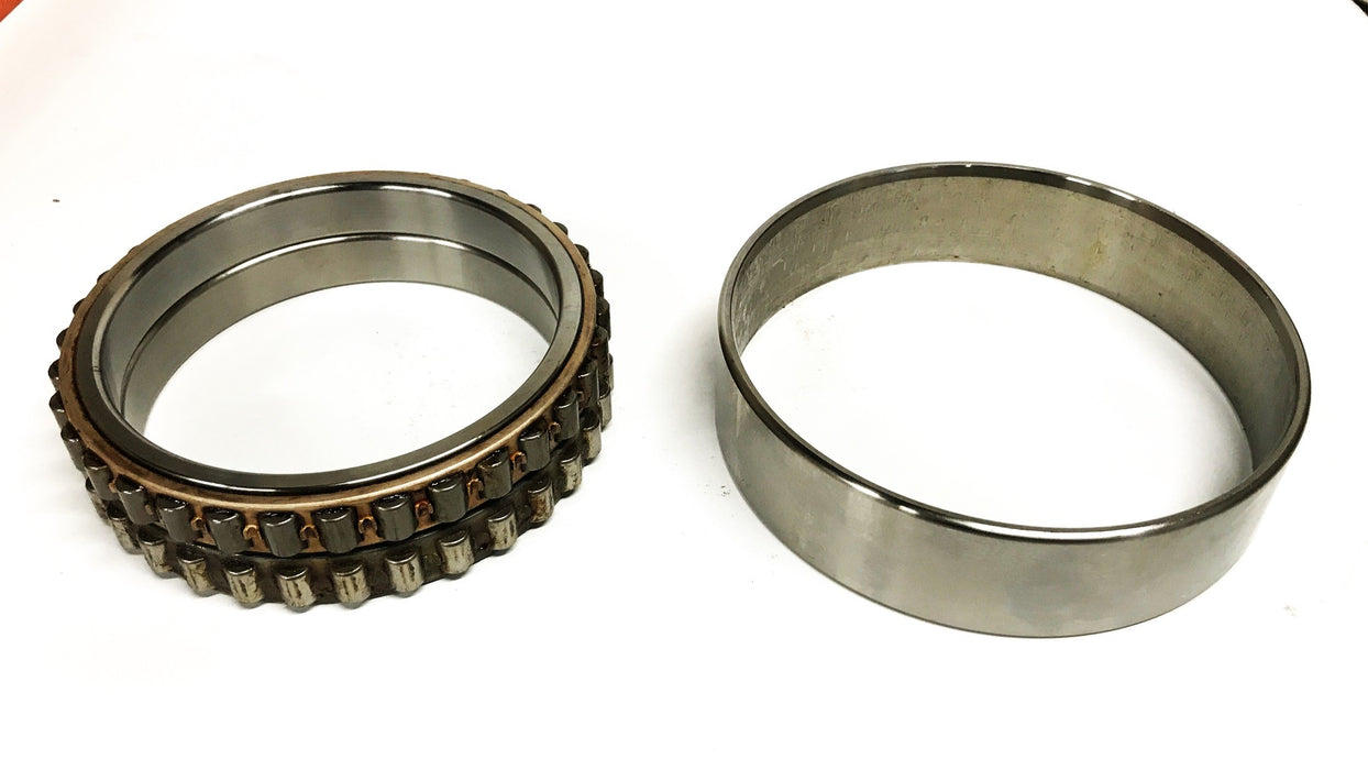 Unbranded 5-1/4 inch Double Row Cylindrical Roller Bearing NOS