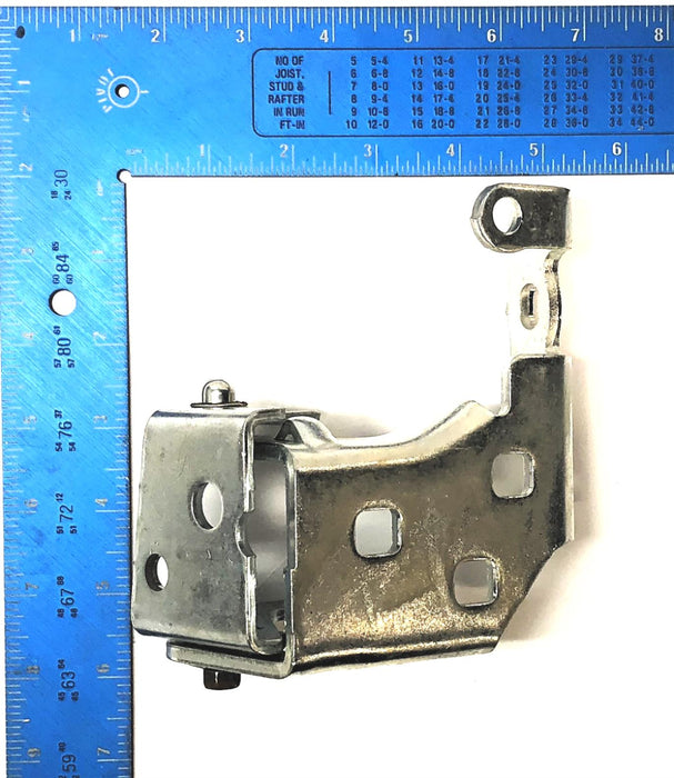 General Motors GM Driver's Side Upper Hinge 25854415 NOS