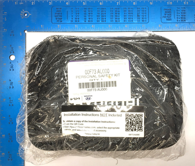 Hyundai Personal Safety Kit H 00F73 AU000 (00F73AU000) NOS