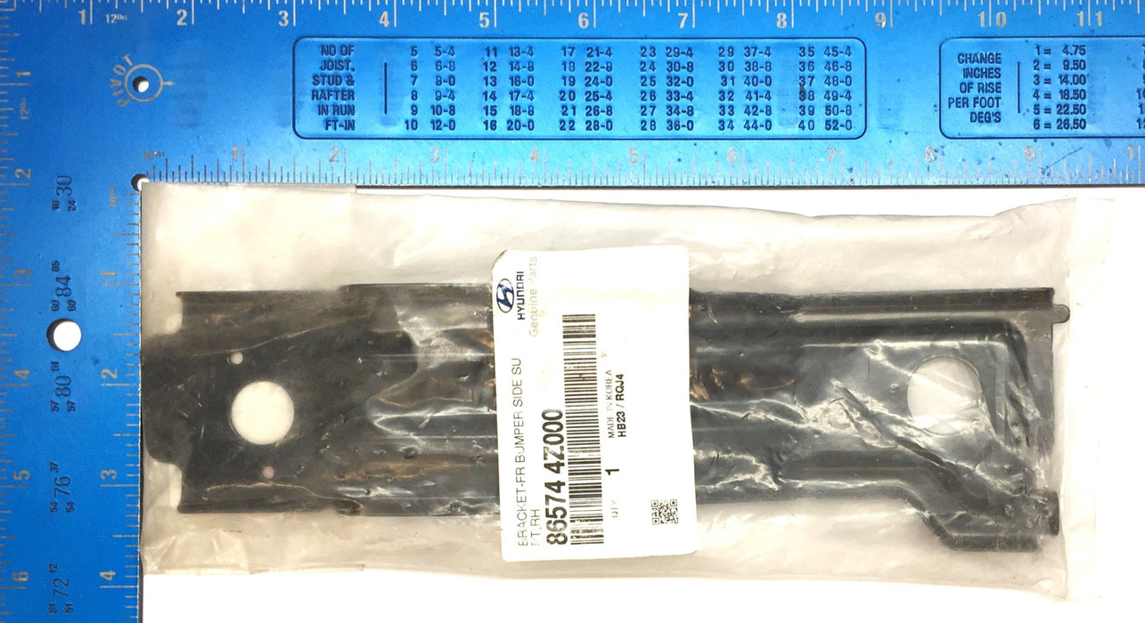 Hyundai FR Bumper Side Support Bracket 86574 4Z000 (865744Z000) NOS