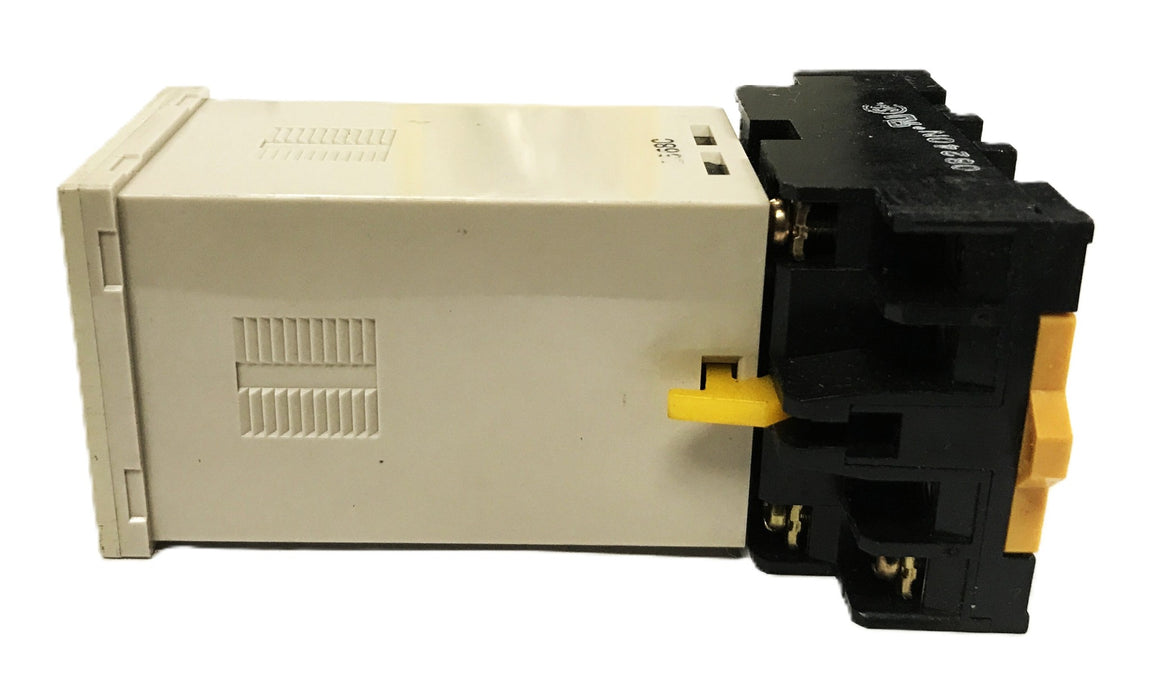 Omron Proximity Sensor Amplifier Module Unit E2CA-AN4E NOS