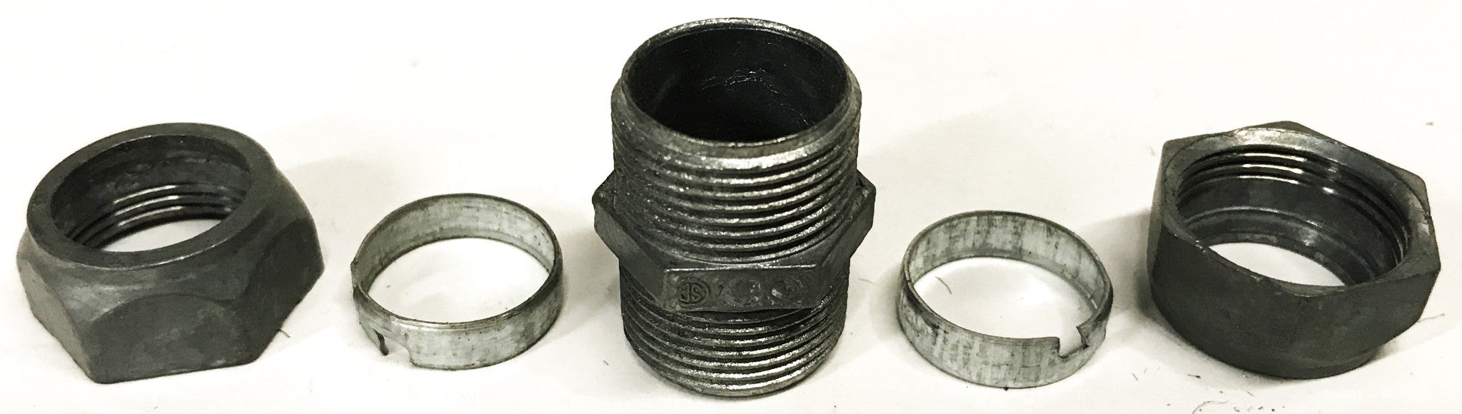 Unbranded 1/2 inch Universal Compression Coupling [Lot of 12] NOS
