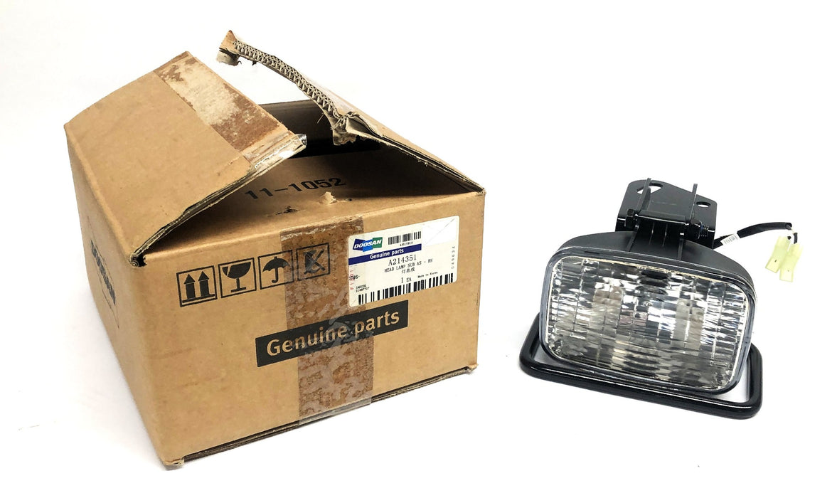 Doosan RH Head Lamp SUB Assembly A214351 NOS