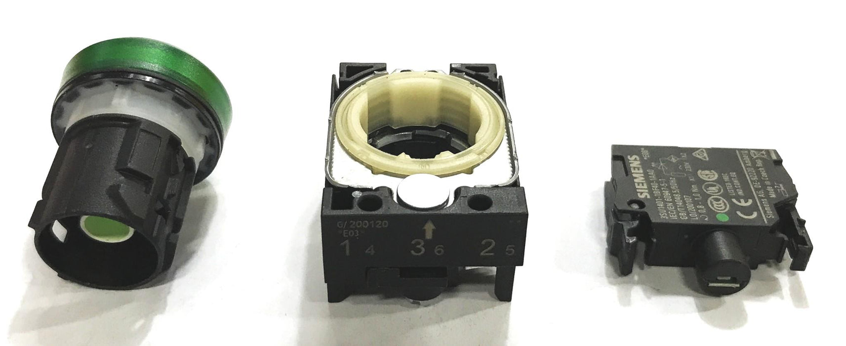 Siemens Push Button Switch Green 3SU1106-6AA40-1AA0 NOS