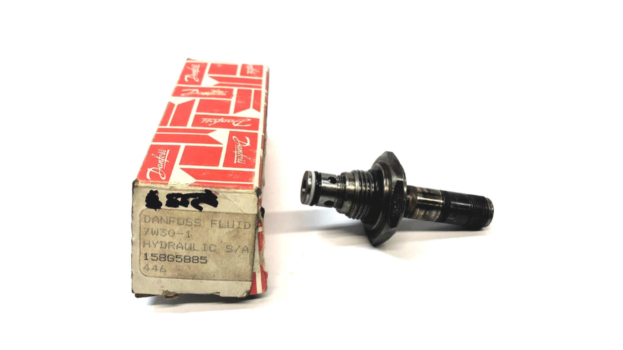 Danfoss Hydraulic Cartridge Valve 7W30-1 NOS