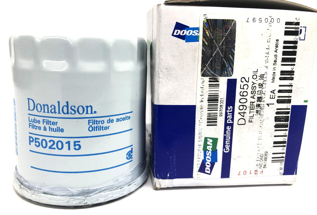 Donaldson Oil Filter For Doosan P502015 (D490652) [Lot of 2] NOS