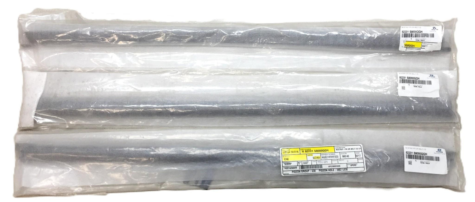 Hyundai w/Strip-FR DR Belt I/S LH 82231 S8000QQH (82231S8000QQH) [Lot of 3] NOS