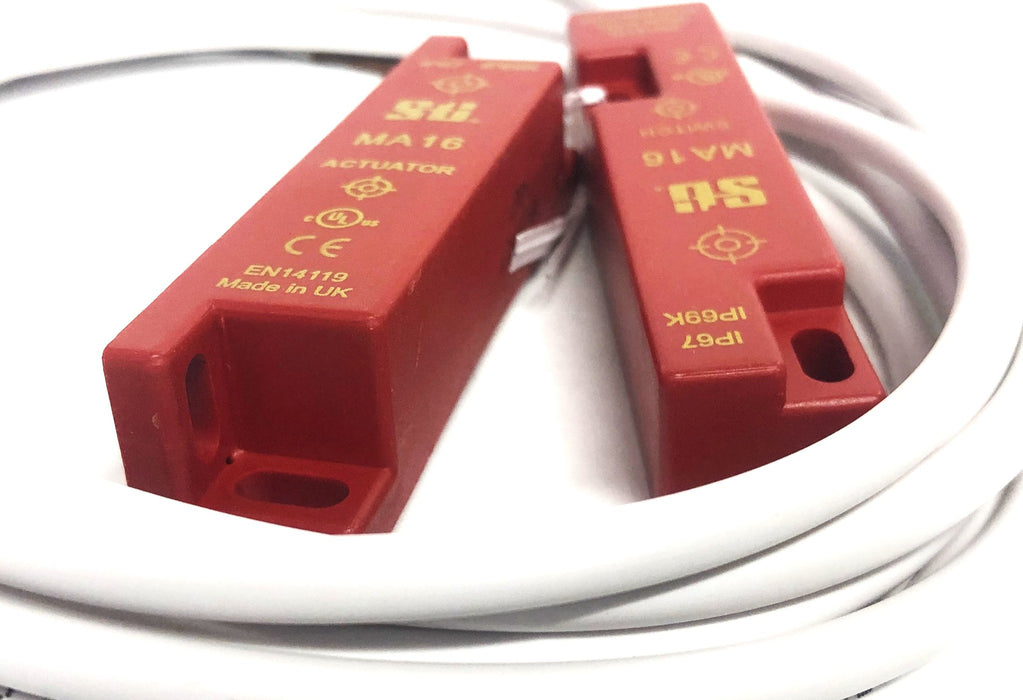 Omron SU MA-16AP10C3 1N/C 3M Pre-Wired Cable 44507-1650 NOS