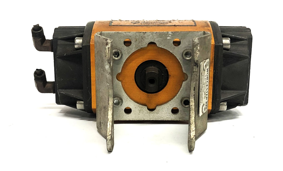 Worcester Controls Pneumatic Rotary Actuator Model 10 Series 39 USED