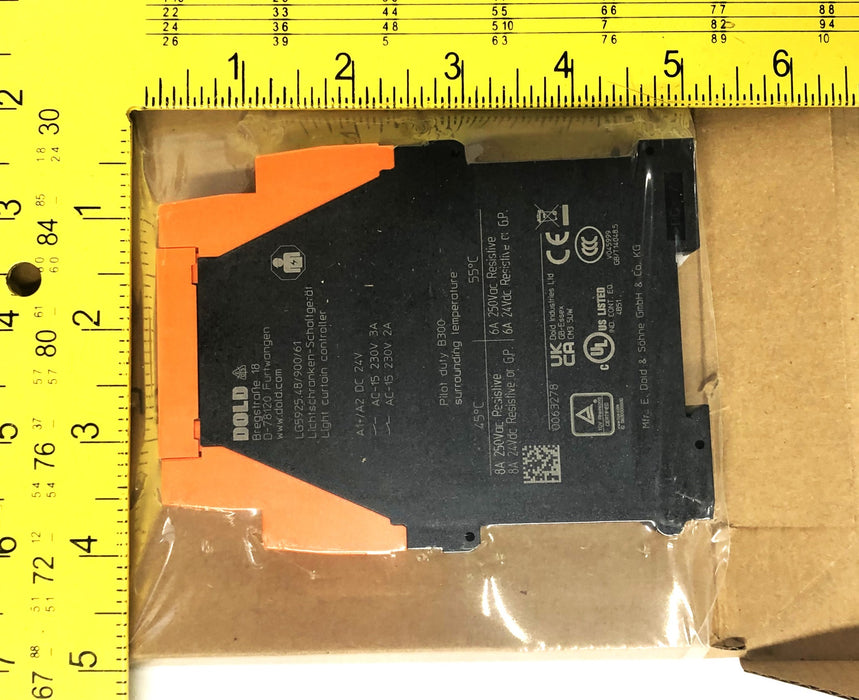 Dold Light curtain Controller LG5925-48-900-61 NOS