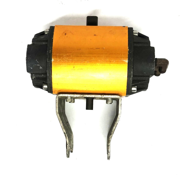 Worcester Controls Pneumatic Rotary Actuator Model 10 Series 39 USED