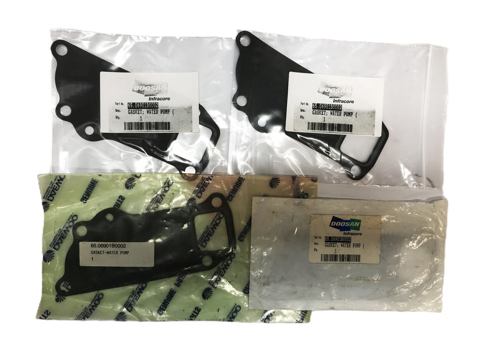 Doosan Forklift Water Pump Gasket 65-06901B0002 [Lot of 4] NOS