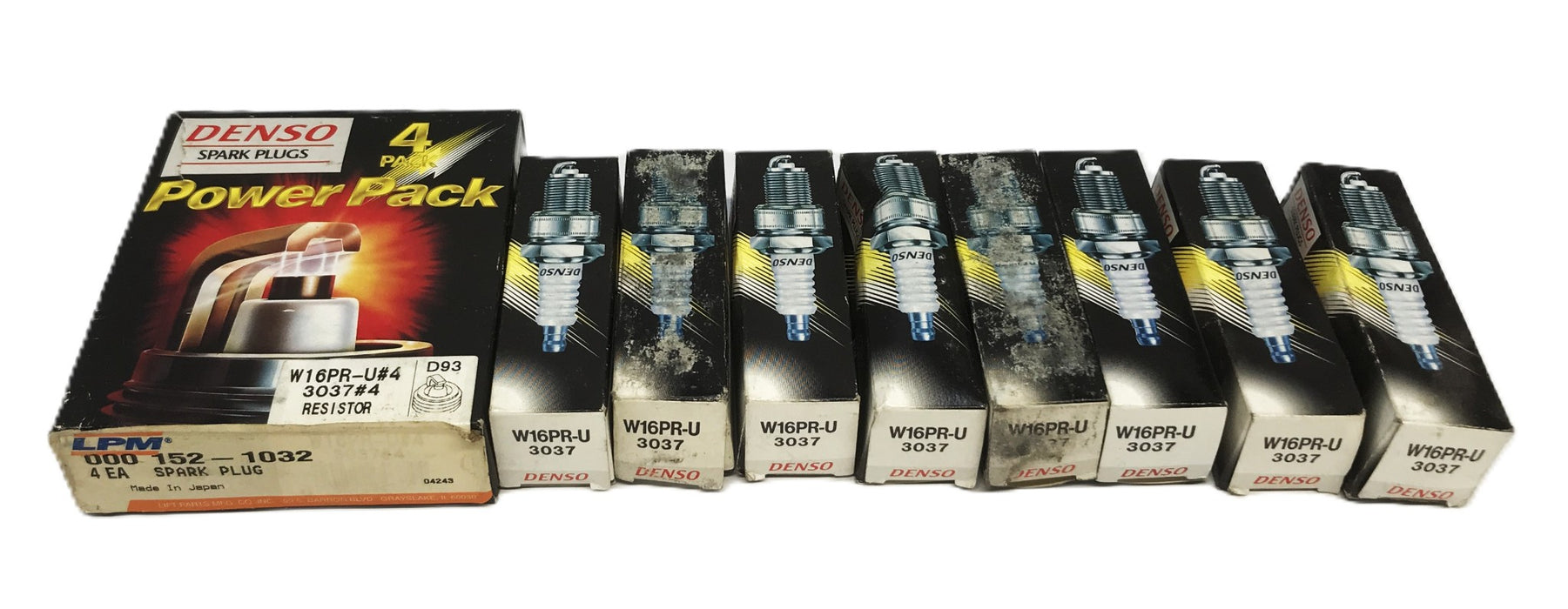 Denso U-Groove Spark Plugs W16PR-U-3037 [Lot of 12] NOS